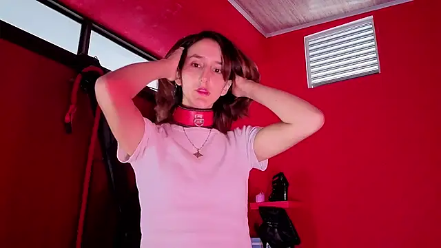 Snapshot of Ambar_Roux_ chatting on June 2, 2026, 12:49 pm Ambar Roux online show from June 2, 2026, 12:49 pm