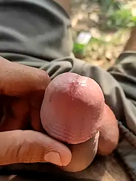 Snapshot of Marcusandmarissa8340 chatting on April 14, 2026, 3:33 am Marcusandmarissa8340 online show from April 14, 2026, 3:33 am