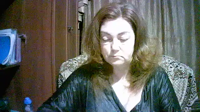 Madame-Butterfly online show from October 16, 2025, 2:14 pm