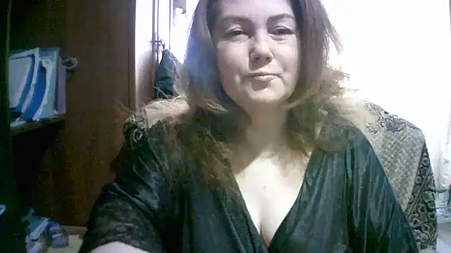 Madame-Butterfly online show from November 7, 2025, 3:44 am