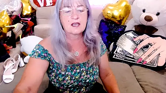 Snapshot of SiberiabBerry chatting on June 21, 2026, 12:49 am SiberiabBerry online show from June 21, 2026, 12:49 am