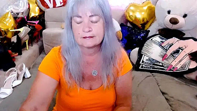 Snapshot of SiberiabBerry chatting on June 22, 2026, 1:11 am SiberiabBerry online show from June 22, 2026, 1:11 am