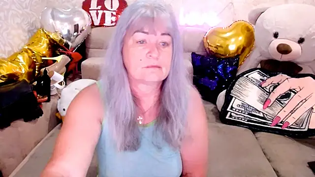 Snapshot of SiberiabBerry chatting on June 12, 2026, 2:20 am SiberiabBerry online show from June 12, 2026, 2:20 am