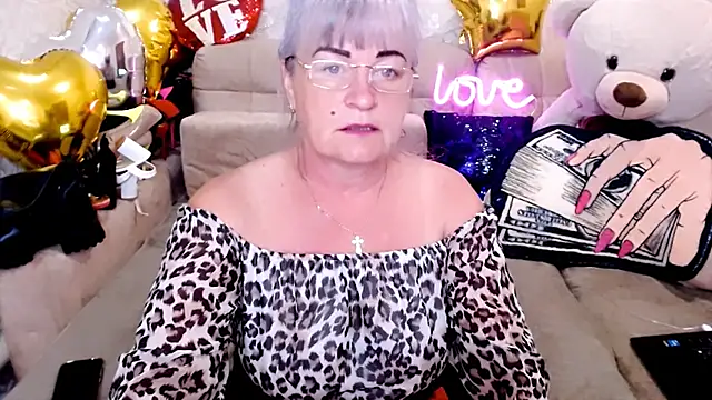 Snapshot of SiberiabBerry chatting on June 6, 2026, 3:12 am SiberiabBerry online show from June 6, 2026, 3:12 am