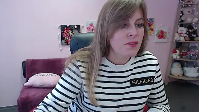 Snapshot of Hot_Milady chatting on February 27, 2026, 8:36 am Hot Milady online show from February 27, 2026, 8:36 am