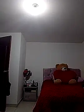 Katalina S3xy online show from October 29, 2025, 2:43 am