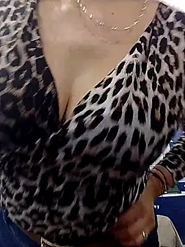 Snapshot of Katalina_S3xy chatting on March 19, 2026, 12:27 pm Katalina S3xy online show from March 19, 2026, 12:27 pm