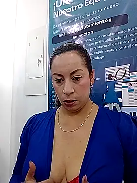 Snapshot of Katalina_S3xy chatting on March 4, 2026, 12:24 pm Katalina S3xy online show from March 4, 2026, 12:24 pm