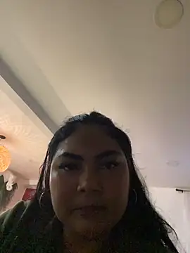 Snapshot of Mariangel_11 chatting on June 11, 2026, 12:43 am Mariangel 11 online show from June 11, 2026, 12:43 am