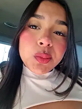 Snapshot of Mariangel_11 chatting on October 18, 2025, 2:19 pm Mariangel 11 online show from October 18, 2025, 2:19 pm