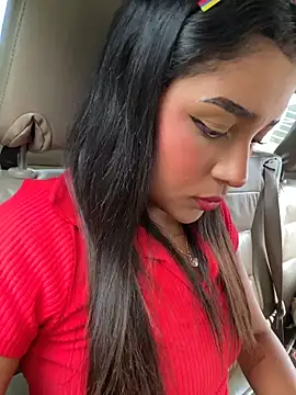 Snapshot of Mariangel_11 chatting on June 18, 2026, 2:22 pm Mariangel 11 online show from June 18, 2026, 2:22 pm