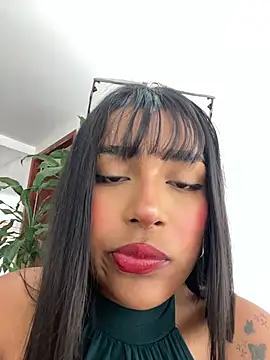 Snapshot of Mariangel_11 chatting on August 6, 2026, 2:23 pm Mariangel 11 online show from August 6, 2026, 2:23 pm