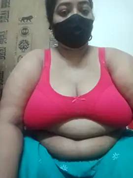 Snapshot of zeepe19 chatting on June 7, 2026, 6:13 pm zeepe19 online show from June 7, 2026, 6:13 pm