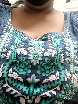 Snapshot of zeepe19 chatting on December 16, 2025, 5:44 am zeepe19 online show from December 16, 2025, 5:44 am