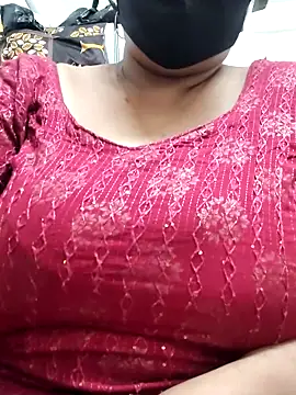 Snapshot of zeepe19 chatting on December 14, 2025, 8:31 am zeepe19 online show from December 14, 2025, 8:31 am