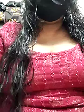 Snapshot of zeepe19 chatting on December 1, 2025, 7:53 am zeepe19 online show from December 1, 2025, 7:53 am