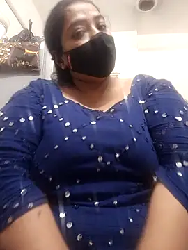 zeepe19 online show from November 17, 2025, 6:01 pm