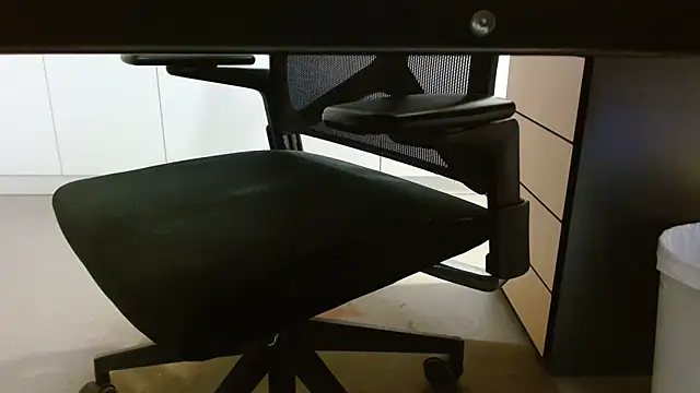 lovewalknaked online show from October 28, 2025, 7:07 am