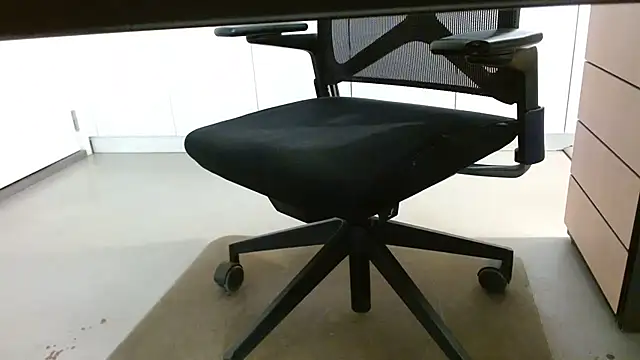 lovewalknaked online show from November 26, 2025, 8:14 am