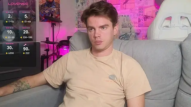 Mike Burn online show from December 2, 2025, 3:47 pm