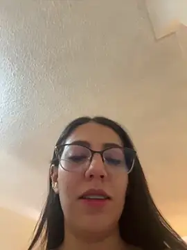 StaceyJones1 online show from March 15, 2025, 5:59 pm