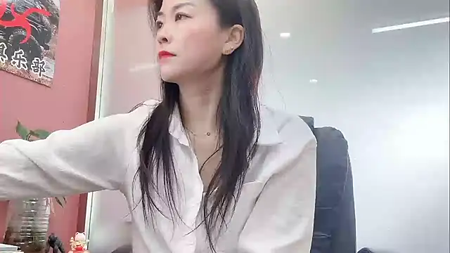 Snapshot of QianF-666 chatting on March 20, 2026, 2:12 am QianF-666 online show from March 20, 2026, 2:12 am