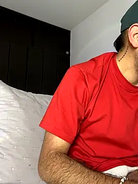 Snapshot of JuanZapata33 chatting on October 15, 2025, 9:45 pm JuanZapata33 online show from October 15, 2025, 9:45 pm