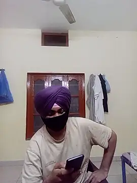 Snapshot of weeif chatting on February 28, 2026, 4:28 pm weeif online show from February 28, 2026, 4:28 pm