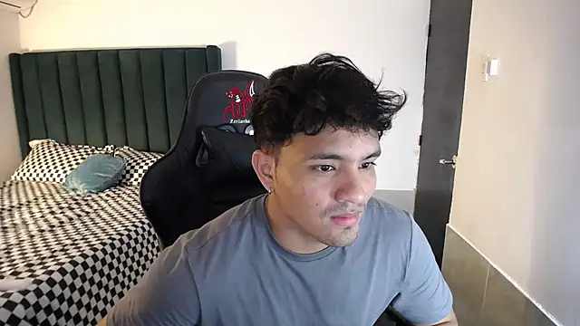 man dur07 online show from October 25, 2025, 9:15 pm