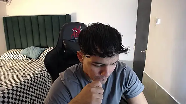 man dur07 online show from October 27, 2025, 6:53 pm