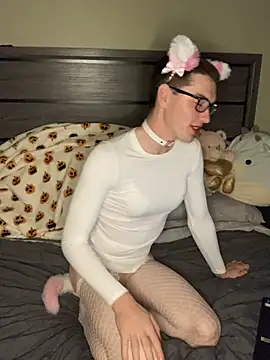 YourFavTwinkie online show from November 9, 2025, 5:55 am