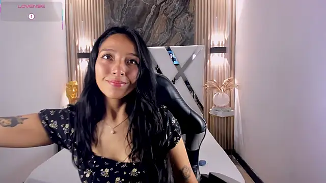 Snapshot of Valery_wang chatting on April 24, 2026, 12:07 pm Valery wang online show from April 24, 2026, 12:07 pm
