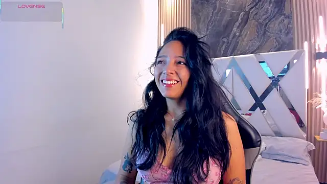 Snapshot of Valery_wang chatting on May 15, 2026, 12:14 pm Valery wang online show from May 15, 2026, 12:14 pm