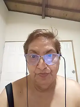 Snapshot of florecita69 chatting on November 14, 2025, 2:10 pm florecita69 online show from November 14, 2025, 2:10 pm