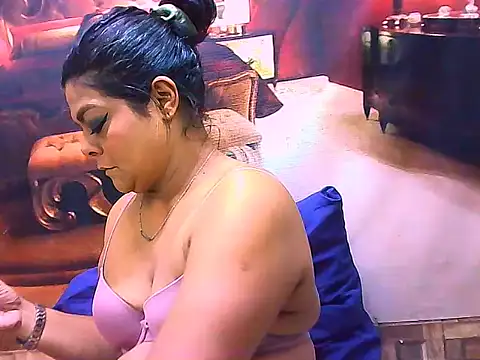Snapshot of indianCherryPie chatting on June 19, 2026, 6:14 pm indianCherryPie online show from June 19, 2026, 6:14 pm