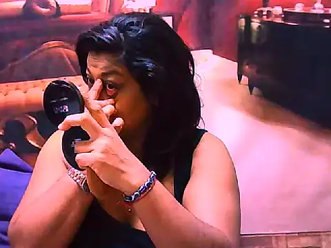 indianCherryPie online show from April 28, 2026, 5:23 am