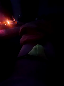 hotbi1981 online show from October 24, 2025, 6:01 am