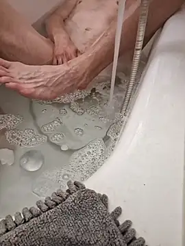 hotbi1981 online show from September 27, 2025, 11:33 pm