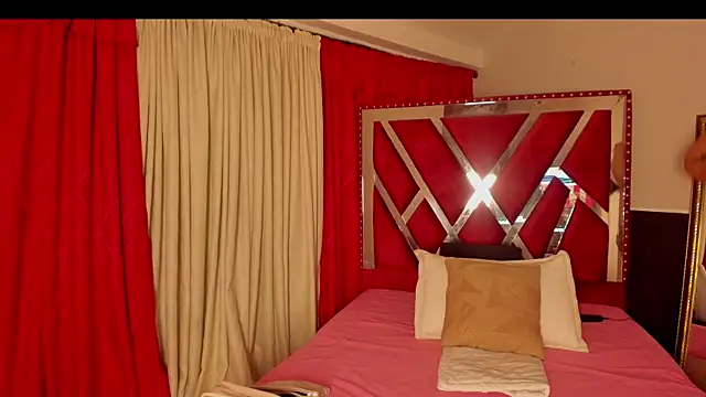 Snapshot of MicaelaHot_ chatting on November 12, 2025, 3:10 am MicaelaHot online show from November 12, 2025, 3:10 am