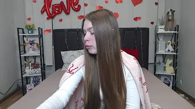 LaraPika online show from February 12, 2026, 9:20 am