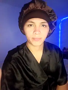 giuliana andrade online show from October 9, 2025, 12:33 am