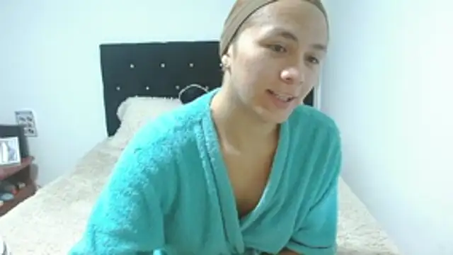 giuliana andrade online show from October 24, 2025, 12:09 am