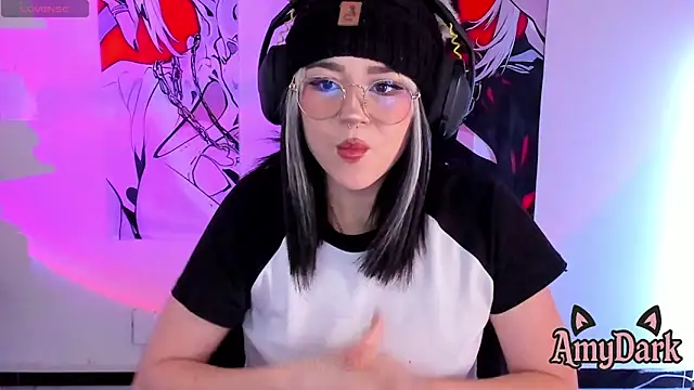  AmyDark online show from April 26, 2026, 7:22 pm