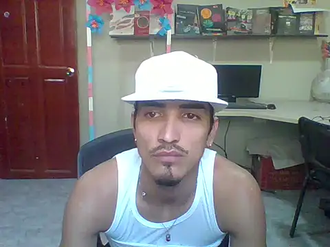 Snapshot of jeremy_scott chatting on February 12, 2026, 8:52 pm jeremy scott online show from February 12, 2026, 8:52 pm