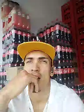 Snapshot of jeremy_scott chatting on January 31, 2025, 6:47 pm jeremy scott online show from January 31, 2025, 6:47 pm