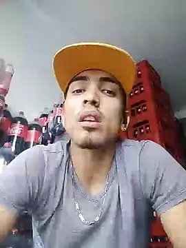 Snapshot of jeremy_scott chatting on January 30, 2025, 7:48 pm jeremy scott online show from January 30, 2025, 7:48 pm