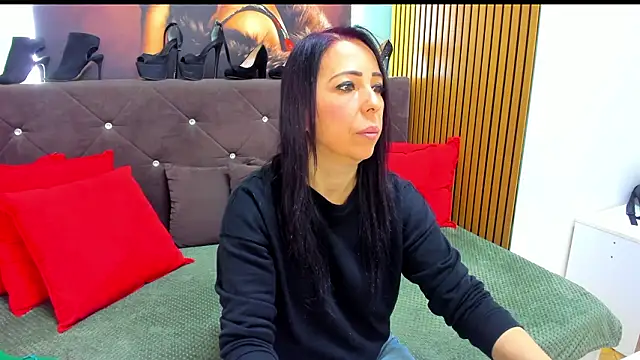 Snapshot of LauraSin chatting on March 23, 2026, 4:23 am LauraSin online show from March 23, 2026, 4:23 am