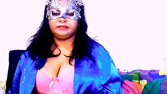 Mysterylady143 online show from November 17, 2025, 6:12 pm