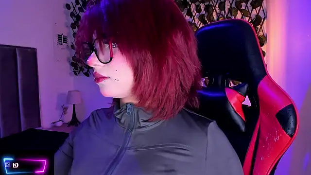 Kitty Gang online show from October 29, 2025, 2:32 am