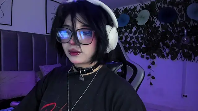 Snapshot of Kitty_Gang chatting on July 14, 2026, 12:54 am Kitty Gang online show from July 14, 2026, 12:54 am